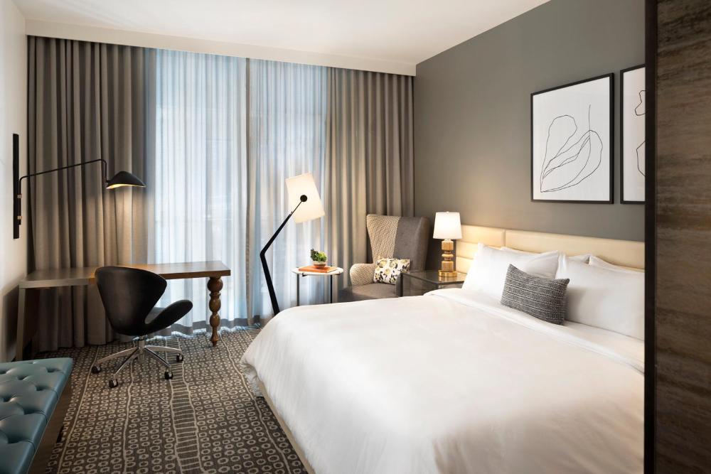 King Guest Room interior